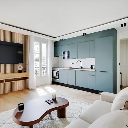 13 - Beautiful L013 Apartment *