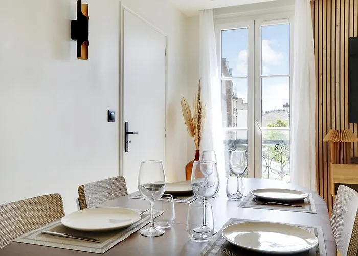 13 - Beautiful L013 Apartment *