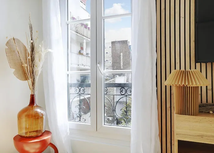 13 - Beautiful L013 Apartment