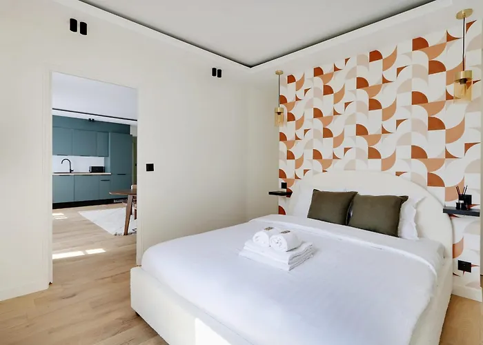 13 - Beautiful L013 Apartment *