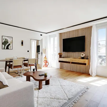 13 - Beautiful L013 * Paříž